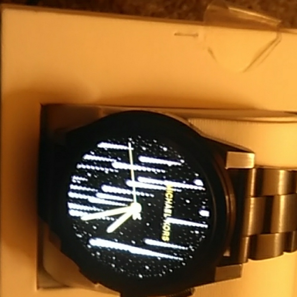 MK ACCESS. SMART WATCH 2018